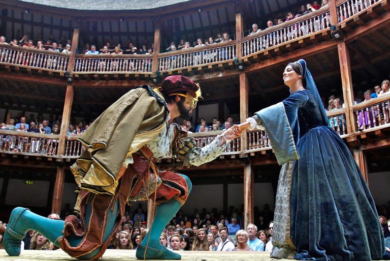 Inside shakespeares globe theatre 1 768x513
